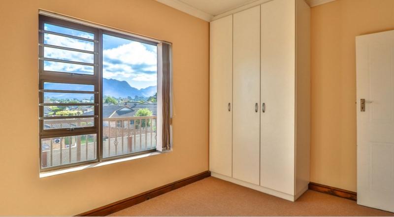 2 Bedroom Property for Sale in Dormehls Drift Western Cape